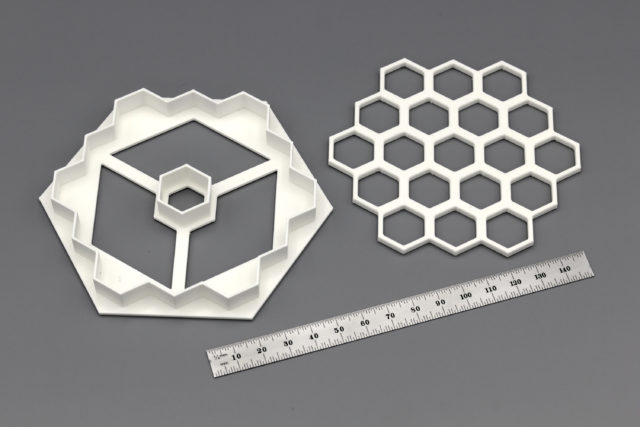 3D-printed cookie cutter and stencil for making JWST cookies